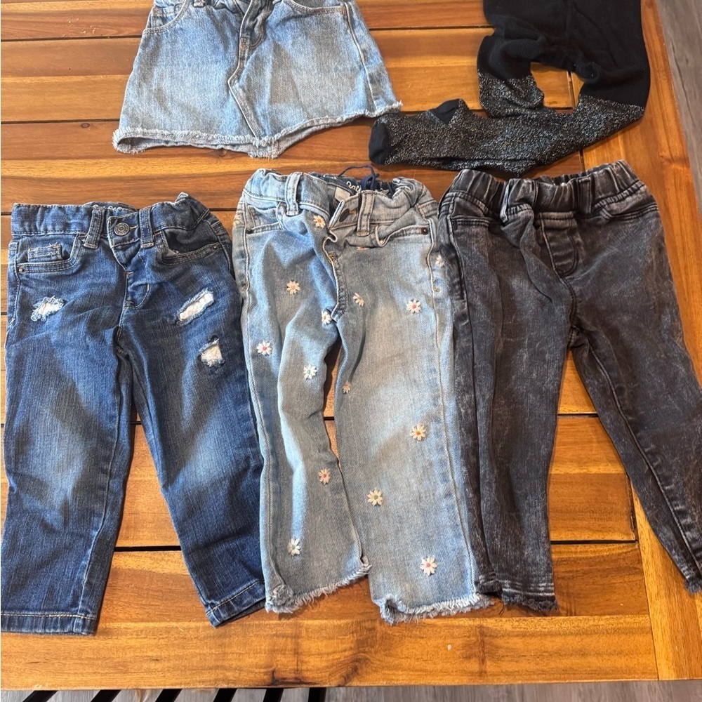 Toddler Girl 2T Bundle- Cat & Jack, Old Navy, and Baby Gap. - Picture 1 of 12